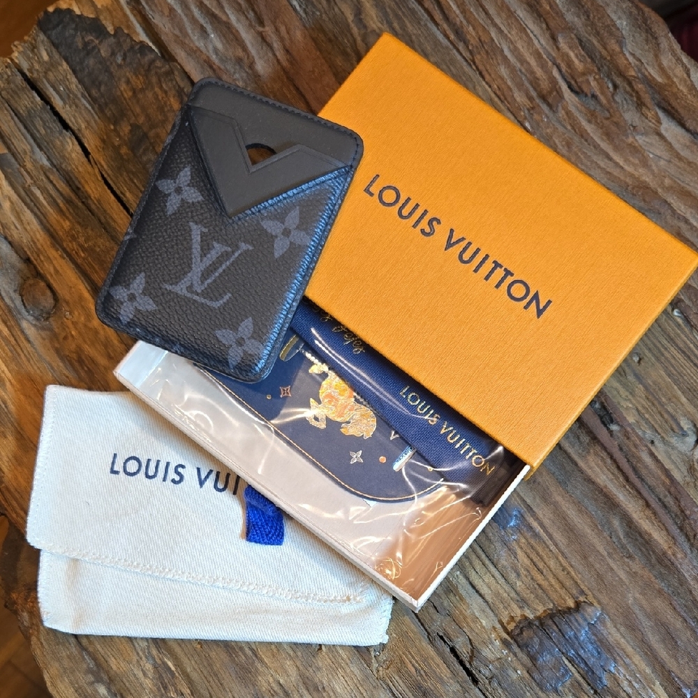 #205 LOUIS VUITTON M12602 Monogram Eclipse Porto Carte Magnet Pass Case Business